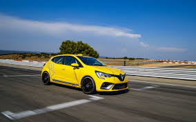 Renault clio expression edc 88kw turbo : New Generation Of Clio Cup Leads The Future Eset V4 Cup