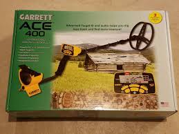 This is my second garrett ace 250 easy to use with great features my previous one was accidently broken when moving. Garrett Ace 400 Metal Detector Includes Garrett 2019 Calendar Free S Chicago Detecting Treasure