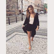 S fanúšikmi sa podelila o záber, ktorý prezrádza mnoho. Instagram Photo By Monika Bagarova Aug 16 2015 At 8 21pm Utc Fashion Photo Instagram Posts