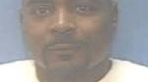 2 still at large in Ark. corruption investigation