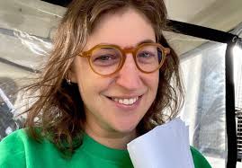 Mayim Bialik's Kids With Michael Stone: How Old Are Miles and Frederick  Bialik Stone?