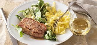 Kohlrabi Blattgemuse Mit Kalbsruckensteak Rezept Kohlrabi Essensrezepte Steak