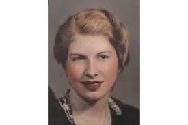 Beth Wallingford's Instagram, Twitter & Facebook