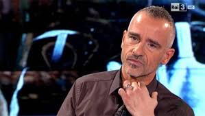 È l'italia nel mondo e rappresenta la vera fotografia di quanto sia apprezzata. Eros Ramazzotti Il Retroscena Che Non Ti Aspetti Cosi E Iniziato Tutto