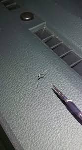 飛び石修理例 トヨタ ノア編 格安 当店の出張 リペア料金 お車のフロントガラスリペアなら ガラスリペア工房 へ