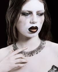 𝕿𝖔 𝕭𝖊 𝕸𝖆𝖌𝖆𝖟𝖎𝖓𝖊