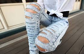 Почему мода на рваные джинсы не проходит – Голоса городов - информационный  портал