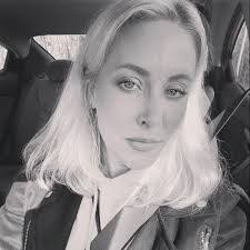 Nicole Heinz's Instagram, Twitter & Facebook