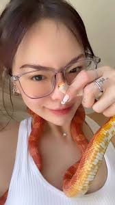 YuZu开心洗澡Vlong 来咯🧡🐍