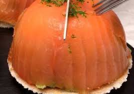 Dome Aperitif Saumon Avocat Et Oeuf Coulant Special Gastronomie Entree Avocat Saumon Recette Entree Facile Entree Saumon