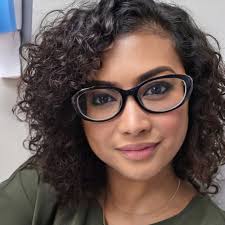 Hello.. just ask if anyone knows breeder in Alabama? I want to give my Lily  a friend. And I'm tired of being scam 😑 Thank you