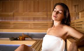 Heat with The Beauty in the Hotel Room