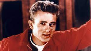 Considered a cultural icon, he appeared in three major film roles, rebel without a cause (1955), east of eden (1955), and giant (1956), and died in a car accident in 1955, at the age of 24. James Dean Ware Heute 90 Geworden Darum Ist Er Nicht Im Club 27