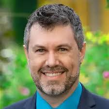 Ryan Plumb's Instagram, Twitter & Facebook