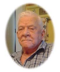 Kenneth Warnick's Instagram, Twitter & Facebook