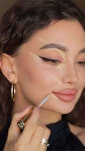 Bibi Flores (bibi_flores_)