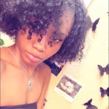 What does alligator taste like?