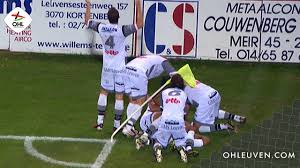 In de topper tegen standard… Live Ohl Club Brugge 20 10 2012 Youtube