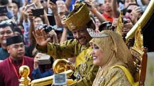 Check spelling or type a new query. Wow Sultan Brunei Rayakan 50 Tahun Bertakhta Dengan Kereta Kemilau Emas Bangka Pos