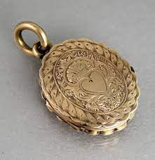 Pin On Necklaces