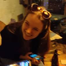 Poppy (@poppy_booth)