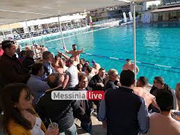 Ο διεθνής σέντερ μπακ είναι όμως επαγγελματίας και σύμφωνα με το tharrosnews, από το πρόγραμμά του δεν θα μπορούσαν να λείπουν οι προπονήσεις.έτσι, λοιπόν, χθες το απόγευμα (11/6) στο στάδιο της παραλίας πήγε για τρέξιμο. Sobara Epeisodia Sthn Kalamata Kai Istorikh Hmera Gia Ton Nok Aquafeed24