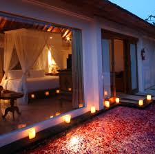 Candle Light Dinners Candle Light Dinner Romantic Candle Lit Bedroom Bedroom Lighting