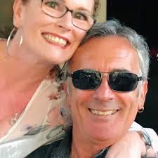 How to replace driver's side low and high beam bulbs in a Colorado?