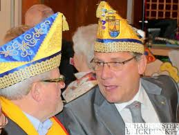 Nüngzich Johr un joot drop: Fidele Reisetanten feiern ihren 90. Geburtstag 