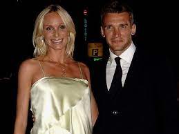 Семейная пара воспитывает четверых сыновей: Andrej Shevchenko Pokazal Kak Otmetil 15 Letie So Dnya Svadby Foto Fakti