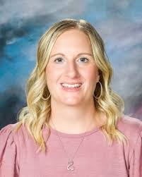 Lindsay Derby's Instagram, Twitter & Facebook