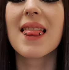 Qué snake eyes piercing elegir: Piercing Studio Wien Dein Studio Direkt Im Herzen Wiens