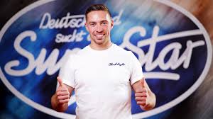 Before the live shows began, xavier naidoo was excluded from the jury, his place took florian silbereisen. Ramon Roselly Betrugs Skandal Um Dsds Star