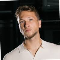 600+ 'Moorman' profiles