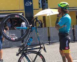 Biografia, foto e video della sua carriera chi è vittorio brumotti. Vittorio Brumotti E Continental Rinnovano Anche Per Il 2018 Bicitech