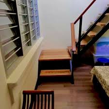 Model teras rumah pertama yang bisa kamu pakai seperti pada gambar ini. Tangga Loteng Kombinasi Kayu Renovation Rumah Murah Facebook