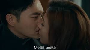 Cặp đôi U50 Dương Di và Trương Trí Lâm 'đốt cháy' màn ảnh với cảnh 18+