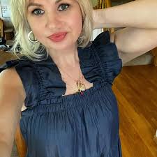 This segment, I gave myself a little time to shop for an outfit for myself  as well as my models 🫶 I found my dress at @sergeandjaneshop and it may  just get