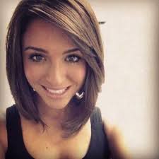 Nah, bagi anda pria dan wanita yang mempunyai wajah bentuk. Model Rambut Pendek Wanita 2020 Untuk Wajah Bulat Cara Golden