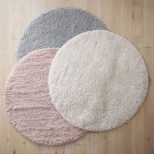 Shop round gray rugs from article and bring effortless style to your home with our beautiful mid century modern furniture and decor. Gray Performance Round Luxe Shag Rug Teen Rug Pottery Barn Teen