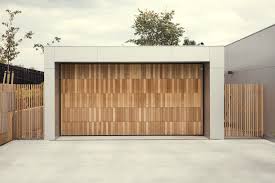 Erfahrung aus über montierten 400.000 fertiggaragen 15 Modern Garage Doors That Demand A Second Look Dwell