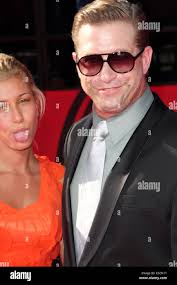 Hailey baldwin daughter stephen baldwin hi-res stock photography and images 