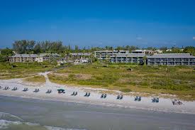 Nestled on the beach, this sanibel hotel is within 2 mi (3 km) of sanibel island southern beach, periwinkle way, and sanibel historical museum and village. Sanibel Inn Hotel Deals Allegiant