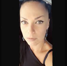 Looking for location preferences please. I'm looking a simple but elegant  wedding with for 20 people, wanting a package with food and drinks.