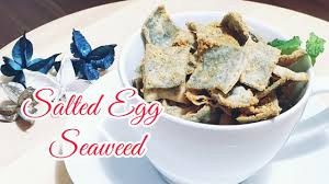 Konsep hidangan makanan laut yang dilambakkan di atas meja yang beralas kertas parchment ini sememang menjadi trending. Resepi Shell Out Salted Egg Resep