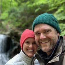 Lindsay Hebert and Jim Hamilton's Wedding Registry