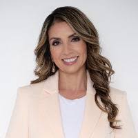 Holly Milstead's Instagram, Twitter & Facebook