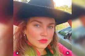 Perseguição", diz veterinária que mantinha gato sem cabeça em casa