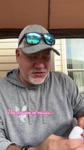 Exploring Feelings Through Music: Love and Hurt