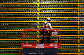 So, bitcoin mining is the process of extracting bitcoin from the web. Xa8aw0tnleeszm